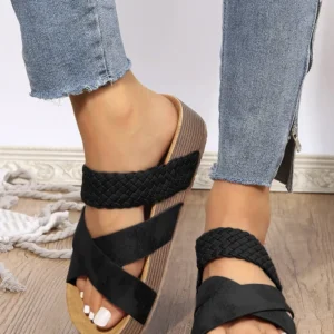 Chic Black Braided Platform Slippers