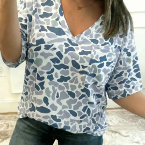 Gray Camouflage Print V-Neck Tee with Chest Pocket