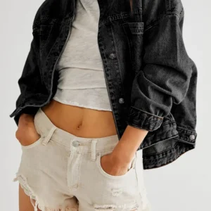 Vintage Black Oversize Denim Jacket for Casual Spring Outfits and Effortless Style