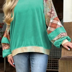 Sky Blue Plaid Floral Raglan Sweatshirt for Plus Size Fashion Enthusiasts Ideal for Daily Wear and Autumn Color Block Style with Southern Belle Patchwork Charm
