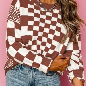 Cozy Brown Checkered Sweater for Casual Fall and Autumn Daily Wear