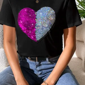 Sequined Heart Graphic T Shirt - Black