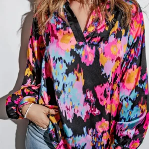 Graffiti Printed V Neck Puff Sleeve Blouse in Black and Purple