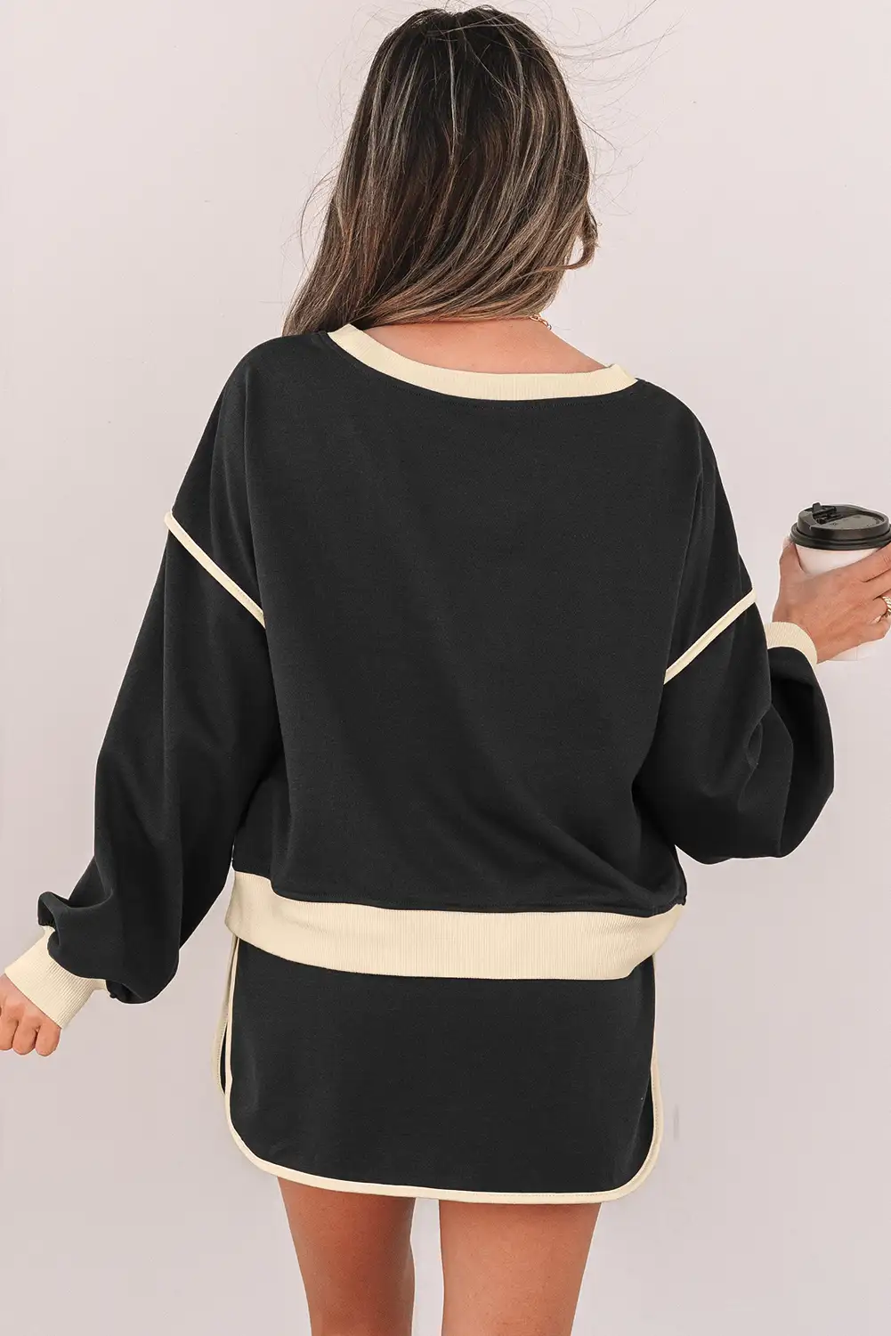 Close look at the lace-up skort set contrast details