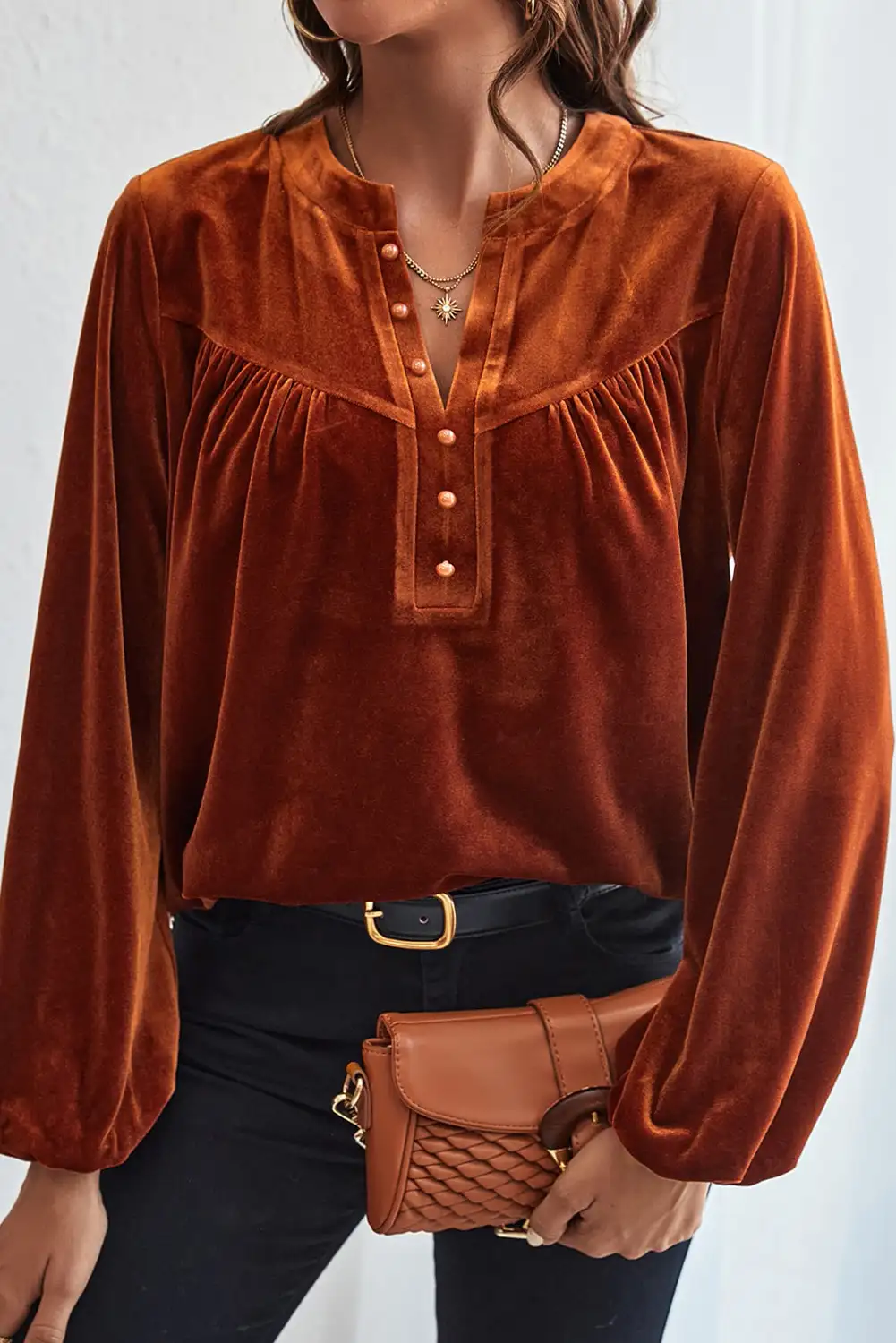 Closer look at the velvet fabric