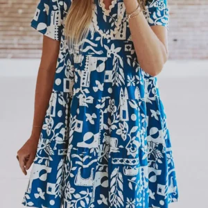 Elegant Blue Floral Loose Dress for Casual Summer Days with Short Sleeves and A-Line Style