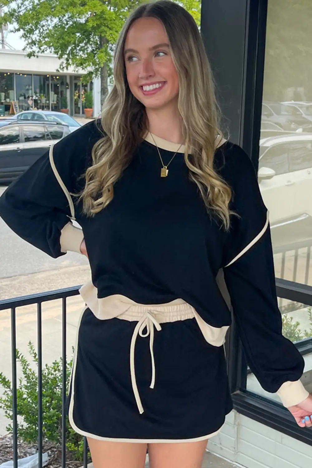 Full look for errands and an easy coffee stop