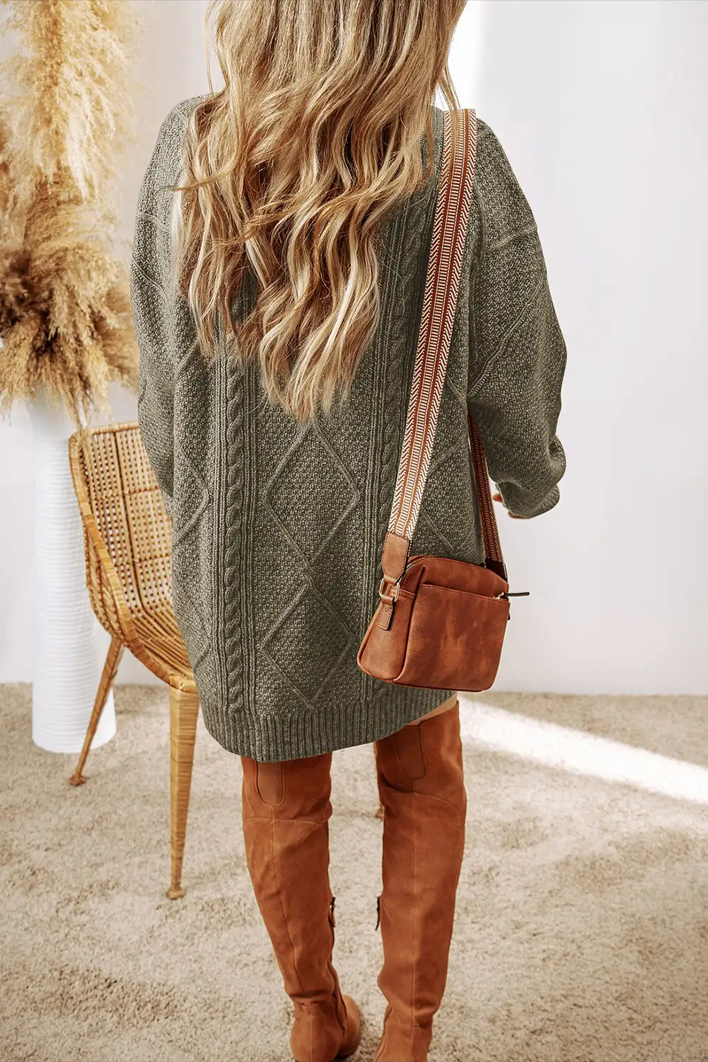 Cable knit texture in natural daylight